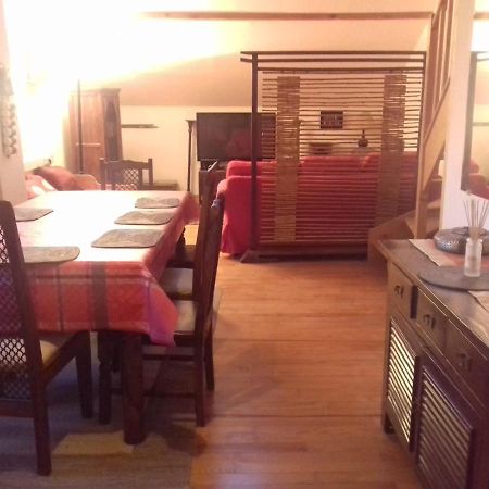 Appartement En Loft 50M2 Dans Maison Avec Chambre En Mezzanine Et Canapes Lits Dans Salon Saint-Pierre-de-Chartreuse Kültér fotó